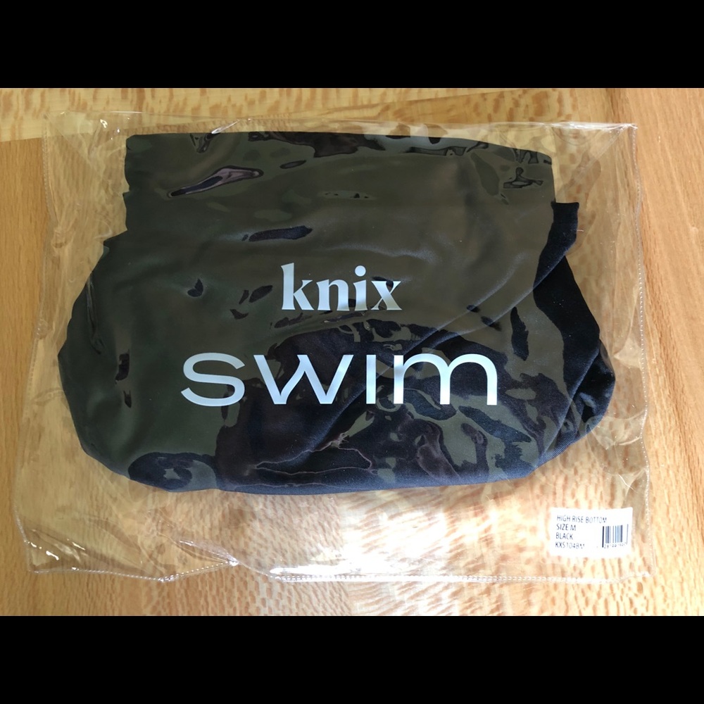 👙Knix Swim High Rise Bottom - Black - Medium🧜‍♀️